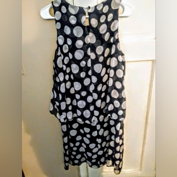 Like new woman's dress 👗 - Picture 2 of 2